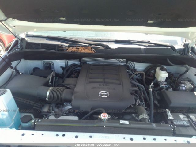 Photo 9 VIN: 5TFDY5F13MX968291 - TOYOTA TUNDRA 4WD 