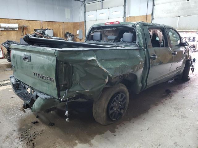 Photo 2 VIN: 5TFDY5F13MX982420 - TOYOTA TUNDRA CRE 