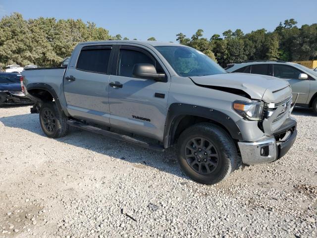 Photo 3 VIN: 5TFDY5F13MX992073 - TOYOTA TUNDRA CRE 