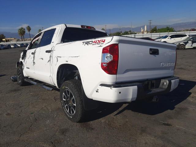 Photo 2 VIN: 5TFDY5F14JX706467 - TOYOTA TUNDRA CRE 