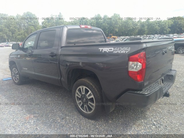 Photo 2 VIN: 5TFDY5F14JX722460 - TOYOTA TUNDRA 4WD 