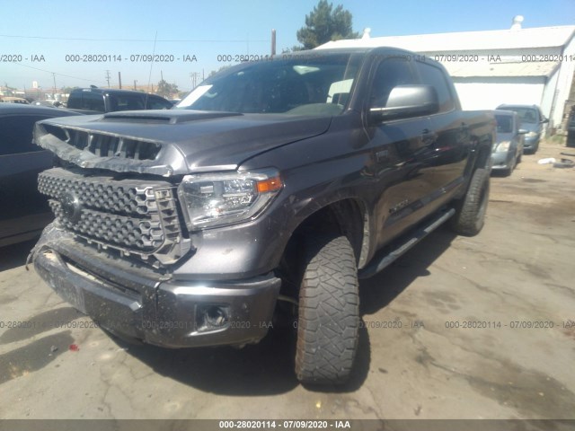 Photo 1 VIN: 5TFDY5F14JX737654 - TOYOTA TUNDRA 4WD 