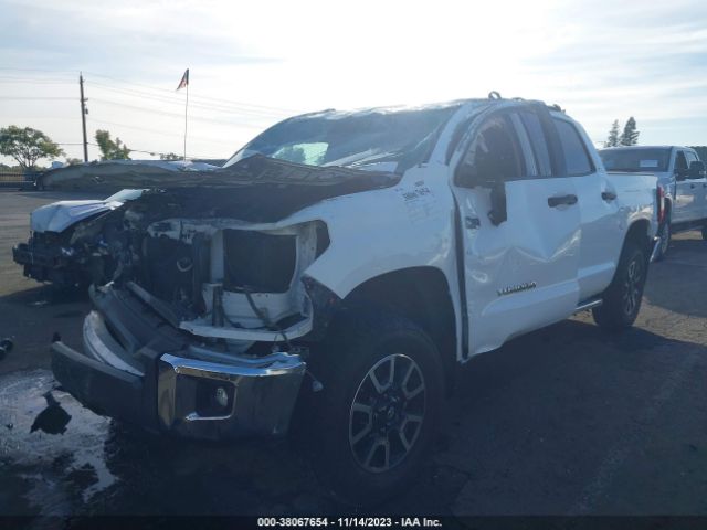 Photo 1 VIN: 5TFDY5F14KX788931 - TOYOTA TUNDRA 