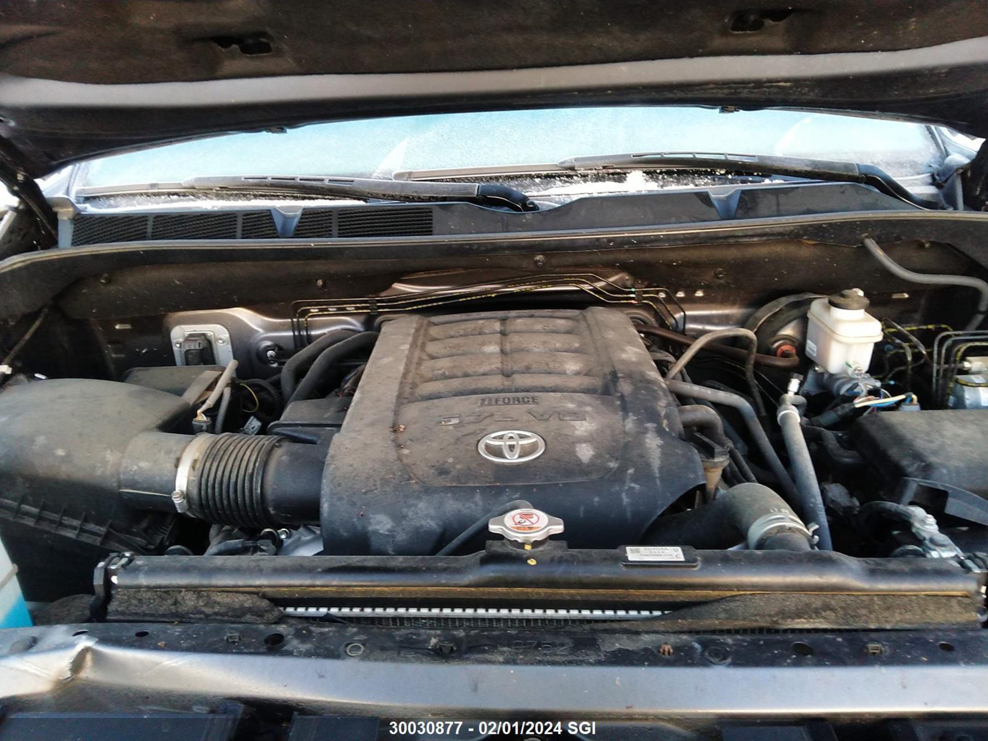 Photo 9 VIN: 5TFDY5F14LX875164 - TOYOTA TUNDRA 