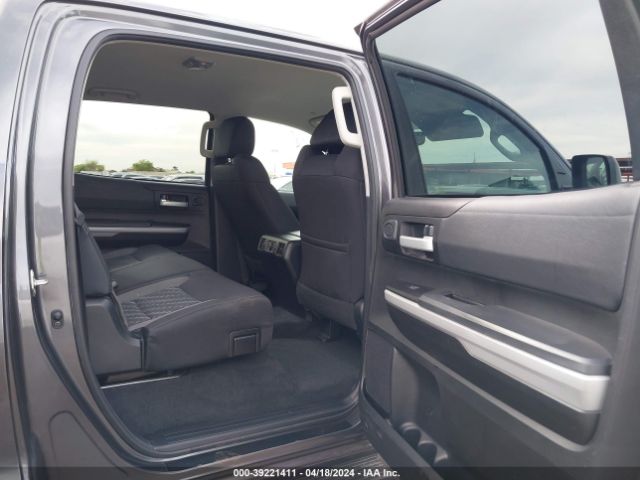 Photo 7 VIN: 5TFDY5F14LX952048 - TOYOTA TUNDRA 