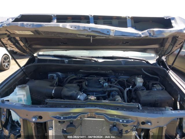 Photo 9 VIN: 5TFDY5F14LX952048 - TOYOTA TUNDRA 