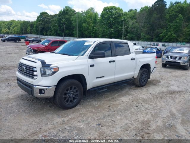 Photo 1 VIN: 5TFDY5F14MX984242 - TOYOTA TUNDRA 