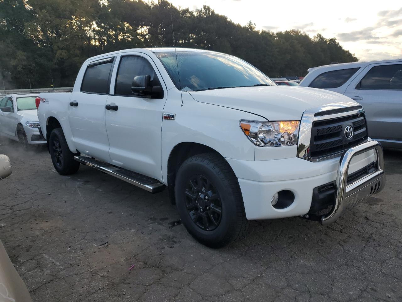 Photo 3 VIN: 5TFDY5F15DX316319 - TOYOTA TUNDRA 