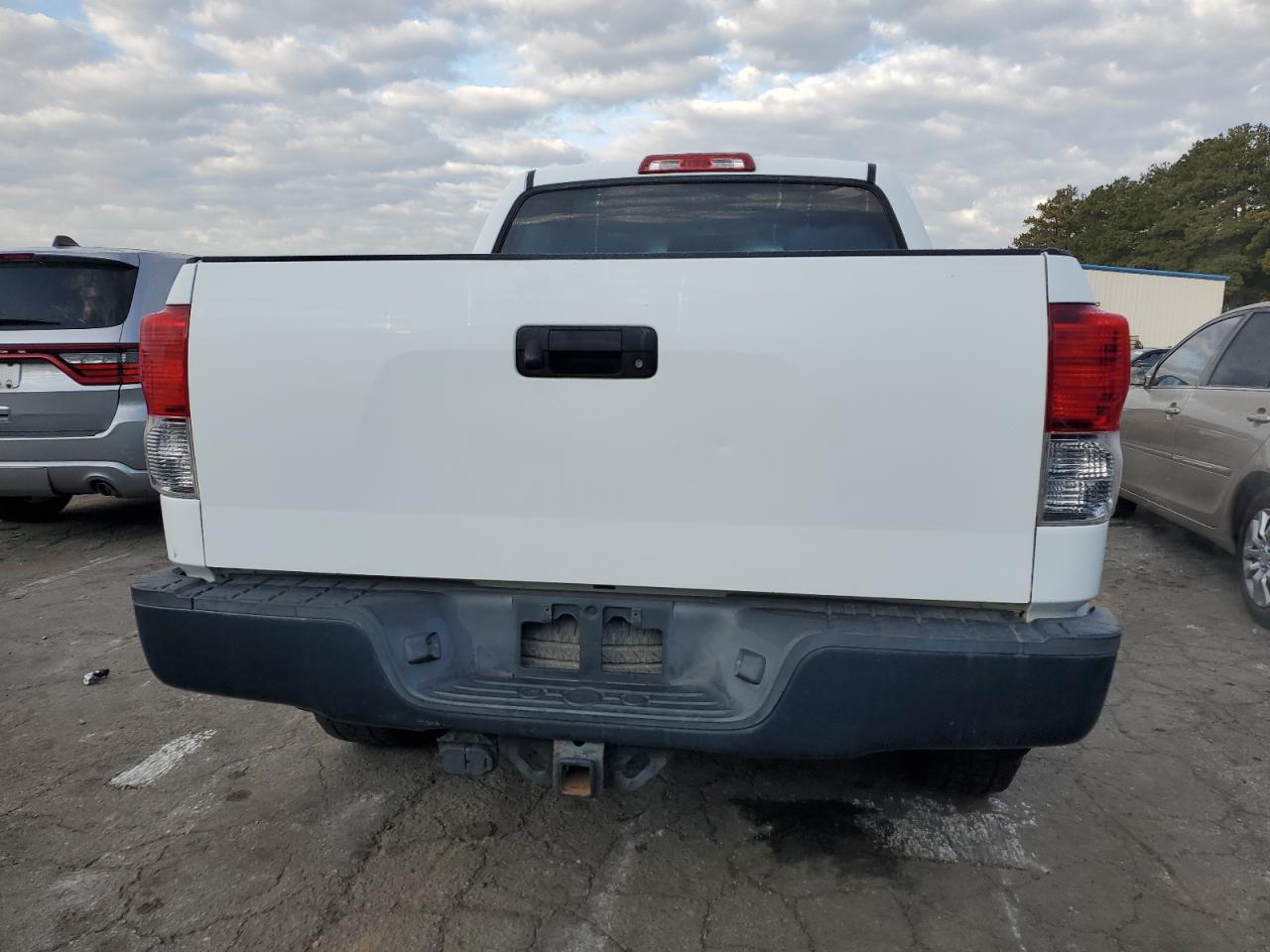 Photo 5 VIN: 5TFDY5F15DX316319 - TOYOTA TUNDRA 