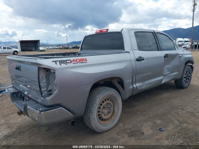 Photo 3 VIN: 5TFDY5F15EX350892 - TOYOTA TUNDRA 