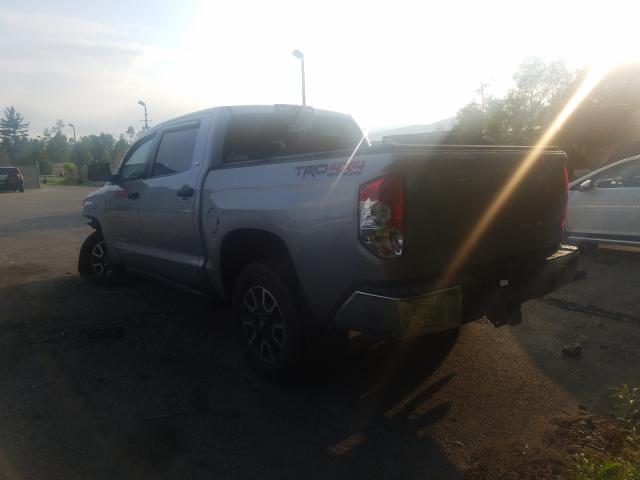 Photo 2 VIN: 5TFDY5F15FX456616 - TOYOTA TUNDRA CRE 