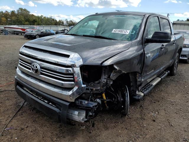 Photo 1 VIN: 5TFDY5F15HX614858 - TOYOTA TUNDRA CRE 