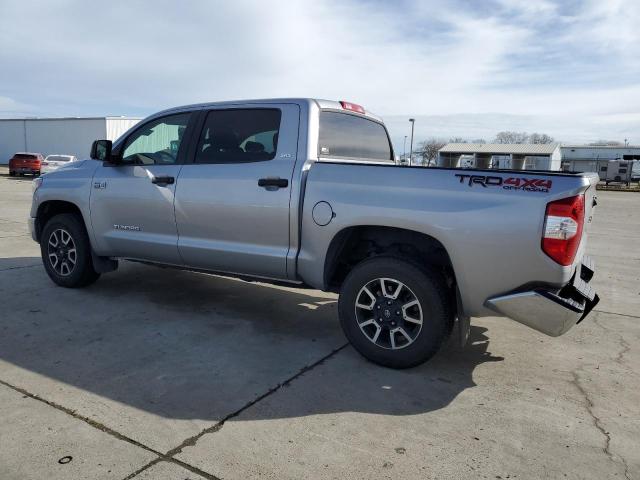 Photo 1 VIN: 5TFDY5F15JX686195 - TOYOTA TUNDRA 