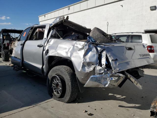 Photo 1 VIN: 5TFDY5F15JX697486 - TOYOTA TUNDRA 