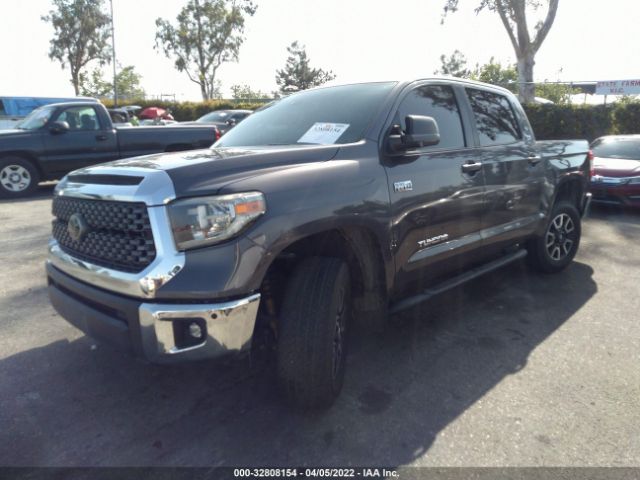 Photo 1 VIN: 5TFDY5F15JX751191 - TOYOTA TUNDRA 4WD 