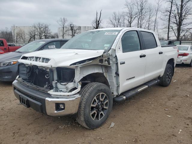 Photo 0 VIN: 5TFDY5F15JX767326 - TOYOTA TUNDRA 