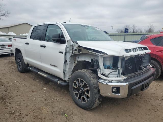 Photo 3 VIN: 5TFDY5F15JX767326 - TOYOTA TUNDRA 