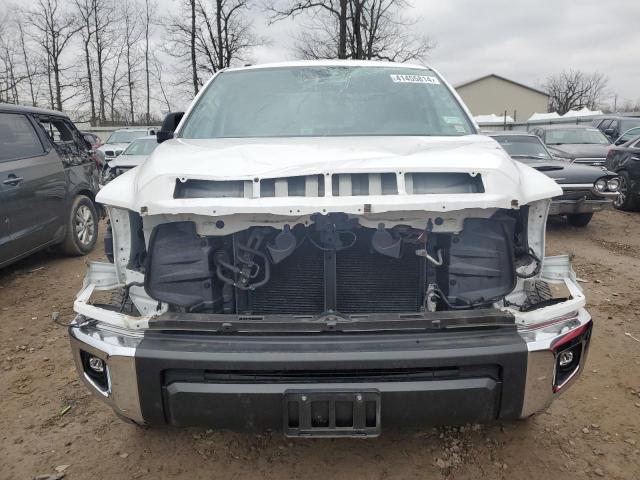 Photo 4 VIN: 5TFDY5F15JX767326 - TOYOTA TUNDRA 