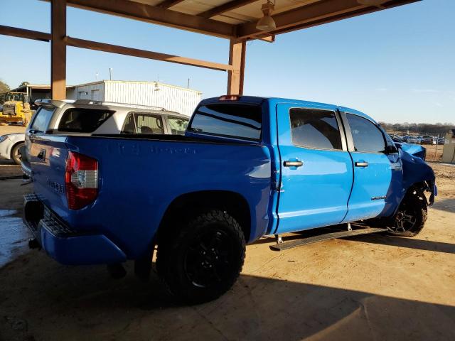 Photo 2 VIN: 5TFDY5F15KX799839 - TOYOTA TUNDRA CRE 