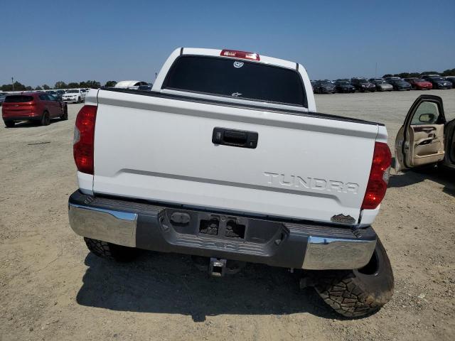 Photo 5 VIN: 5TFDY5F15KX828241 - TOYOTA TUNDRA CRE 