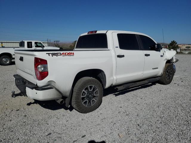 Photo 2 VIN: 5TFDY5F15KX864947 - TOYOTA TUNDRA CRE 