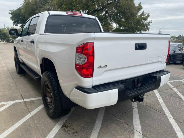 Photo 2 VIN: 5TFDY5F15LX911007 - TOYOTA TUNDRA CRE 