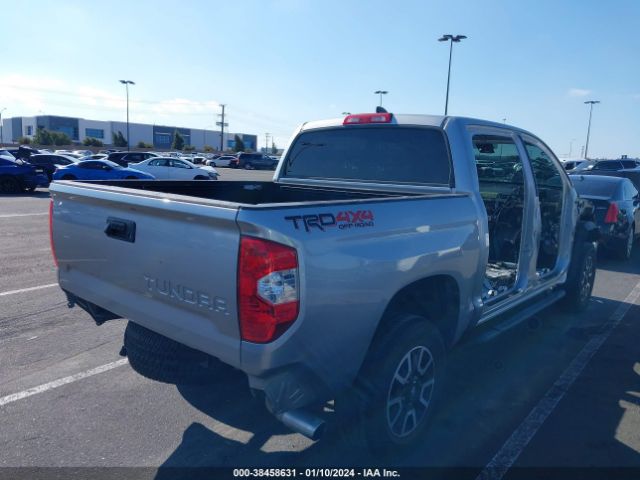 Photo 3 VIN: 5TFDY5F15LX943410 - TOYOTA TUNDRA 