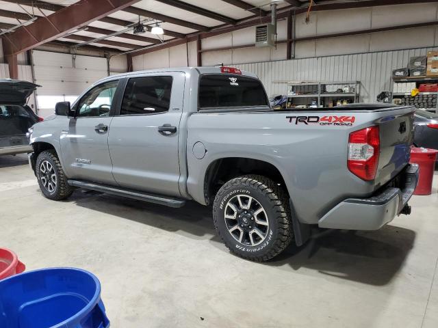 Photo 1 VIN: 5TFDY5F15MX975193 - TOYOTA TUNDRA CRE 