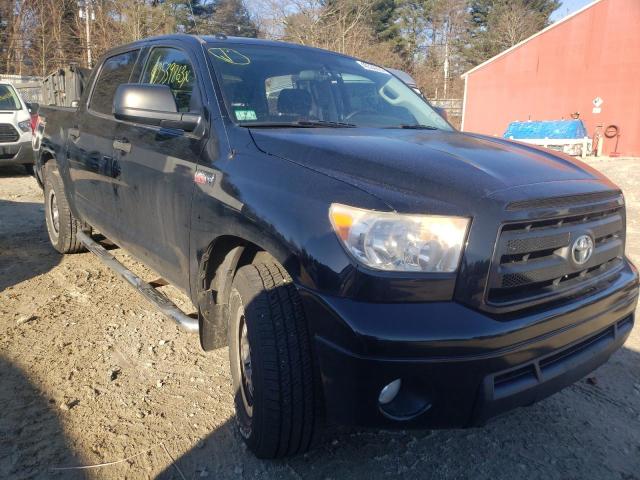 Photo 3 VIN: 5TFDY5F16AX147164 - TOYOTA TUNDRA CRE 