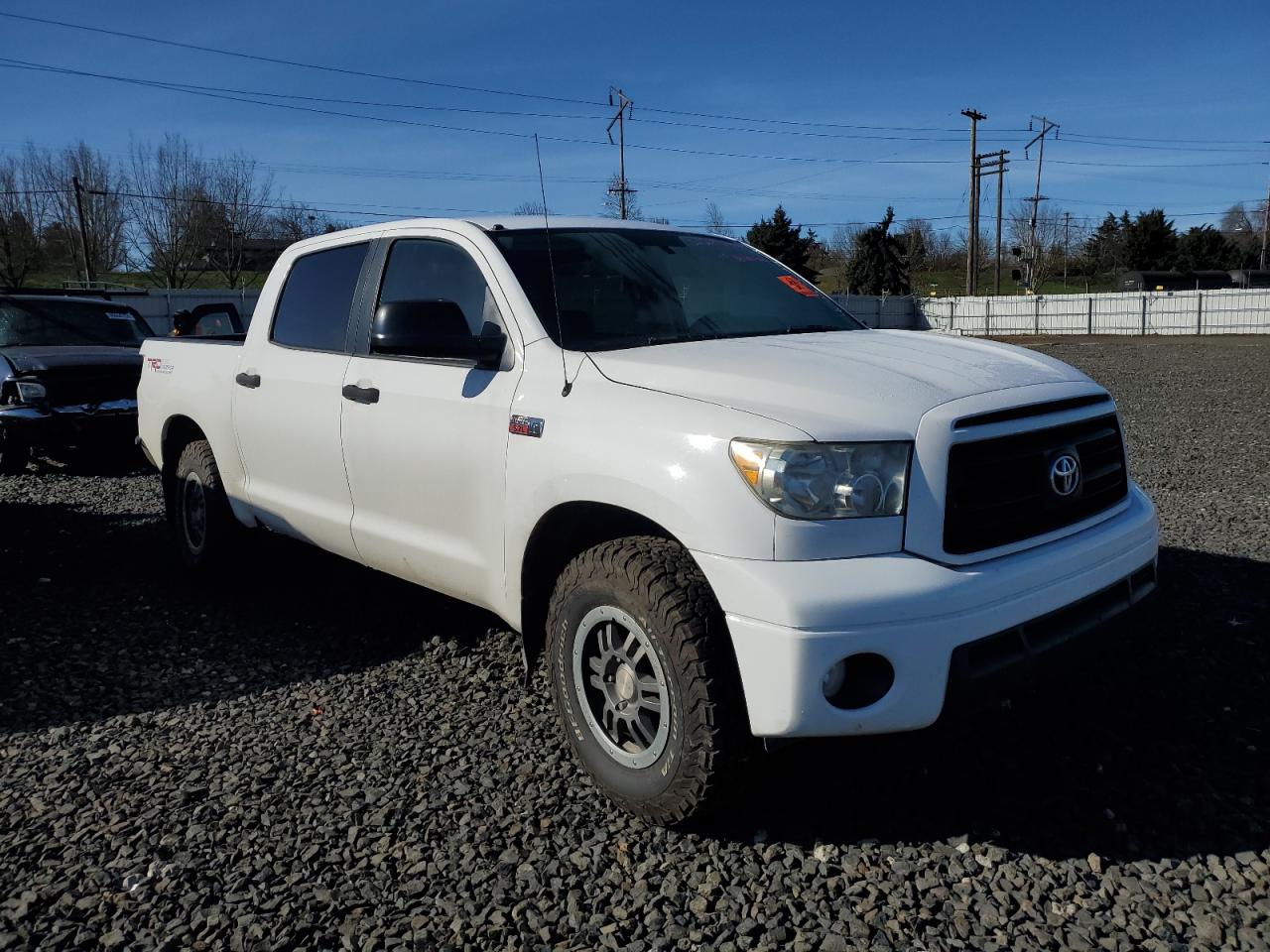 Photo 3 VIN: 5TFDY5F16DX272685 - TOYOTA TUNDRA 