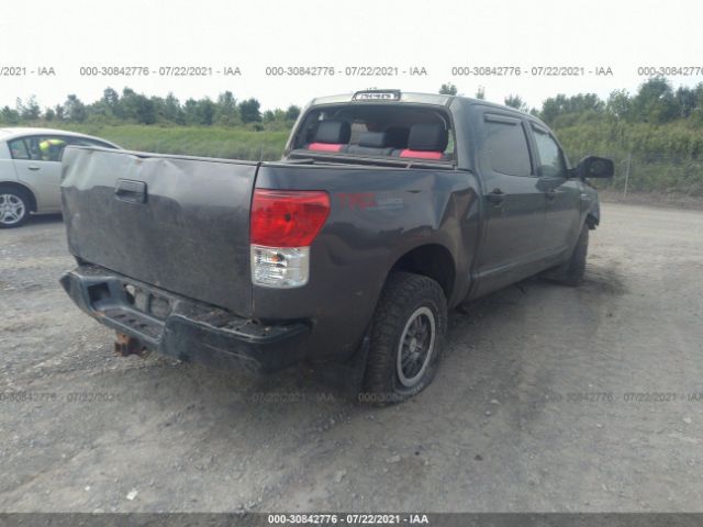 Photo 3 VIN: 5TFDY5F16DX298431 - TOYOTA TUNDRA 4WD TRUCK 