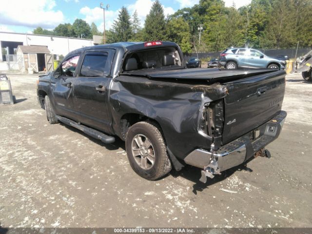 Photo 2 VIN: 5TFDY5F16EX362114 - TOYOTA TUNDRA 4WD TRUCK 