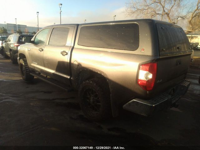 Photo 2 VIN: 5TFDY5F16FX478317 - TOYOTA TUNDRA 4WD TRUCK 