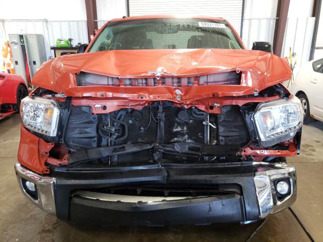 Photo 8 VIN: 5TFDY5F16HX598119 - TOYOTA TUNDRA CRE 