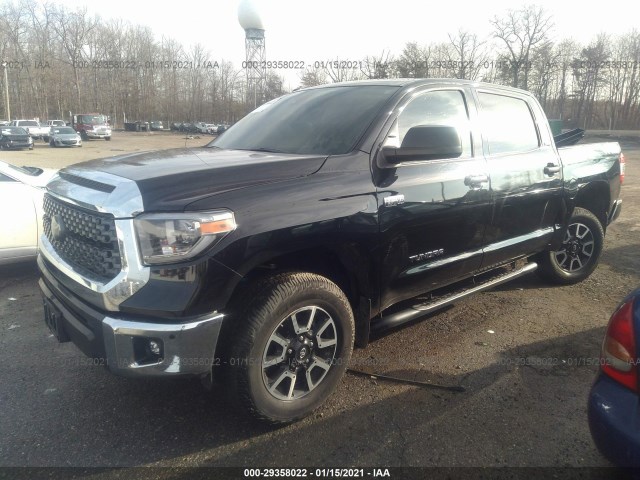 Photo 1 VIN: 5TFDY5F16JX712870 - TOYOTA TUNDRA 4WD 