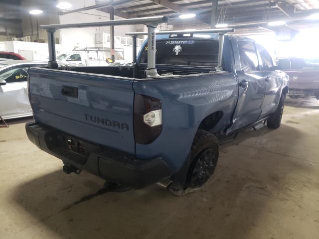 Photo 3 VIN: 5TFDY5F16KX779163 - TOYOTA TUNDRA CRE 