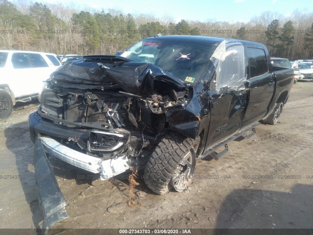 Photo 1 VIN: 5TFDY5F16KX781379 - TOYOTA TUNDRA 4WD 