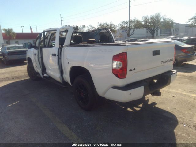 Photo 2 VIN: 5TFDY5F16KX818205 - TOYOTA TUNDRA 