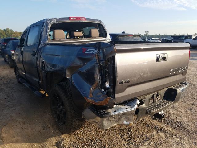 Photo 2 VIN: 5TFDY5F16KX866061 - TOYOTA TUNDRA CRE 