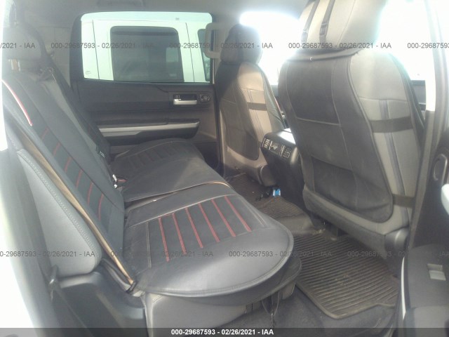 Photo 7 VIN: 5TFDY5F16LX935820 - TOYOTA TUNDRA 4WD 