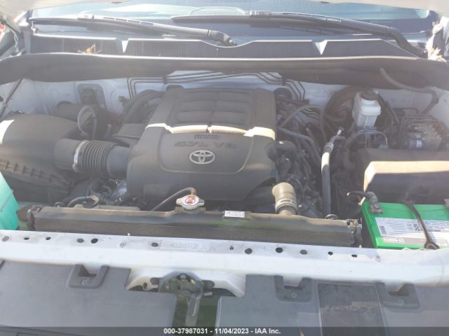 Photo 9 VIN: 5TFDY5F16LX953282 - TOYOTA TUNDRA 