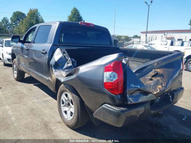 Photo 2 VIN: 5TFDY5F16MX049045 - TOYOTA TUNDRA 