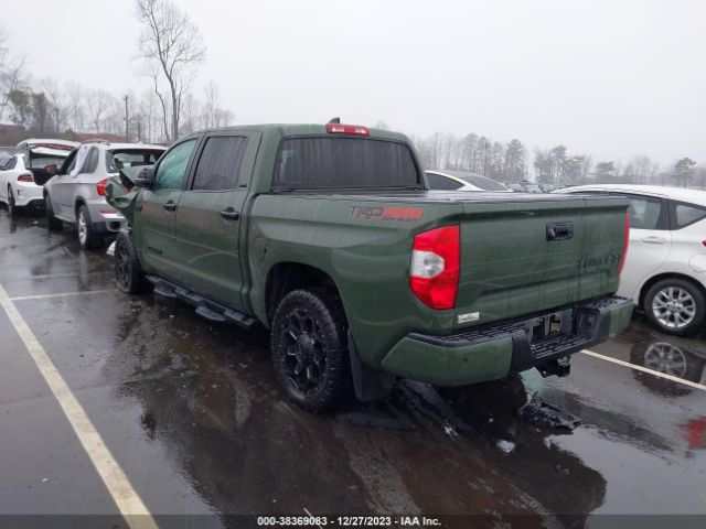 Photo 2 VIN: 5TFDY5F16MX967880 - TOYOTA TUNDRA 