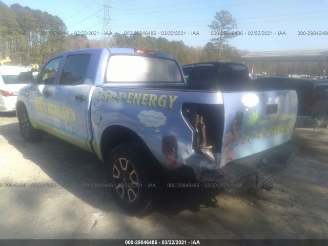 Photo 2 VIN: 5TFDY5F17BX168624 - TOYOTA TUNDRA 4WD TRUCK 