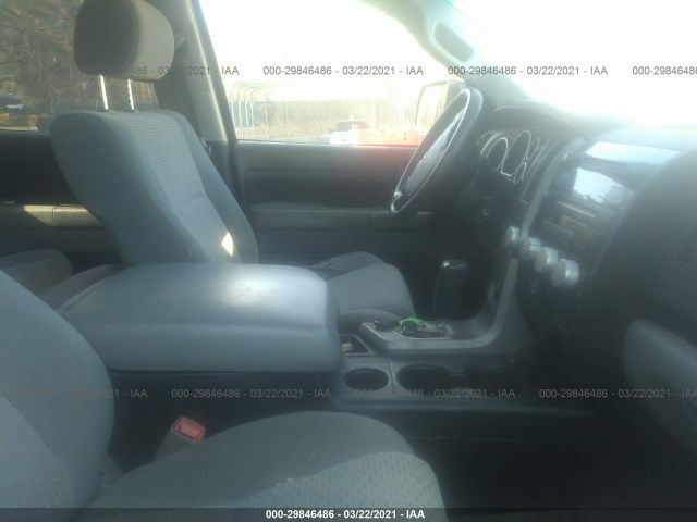 Photo 4 VIN: 5TFDY5F17BX168624 - TOYOTA TUNDRA 4WD TRUCK 