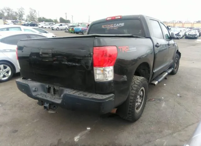 Photo 3 VIN: 5TFDY5F17BX176156 - TOYOTA TUNDRA 4WD TRUCK 