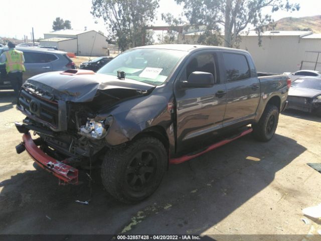 Photo 1 VIN: 5TFDY5F17BX196049 - TOYOTA TUNDRA 4WD TRUCK 