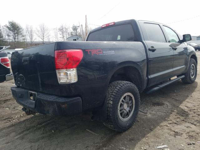 Photo 3 VIN: 5TFDY5F17CX239256 - TOYOTA TUNDRA CRE 