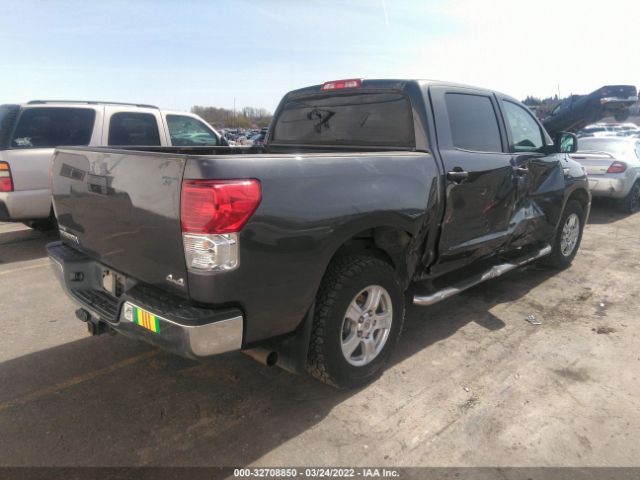 Photo 3 VIN: 5TFDY5F17DX307220 - TOYOTA TUNDRA 4WD TRUCK 