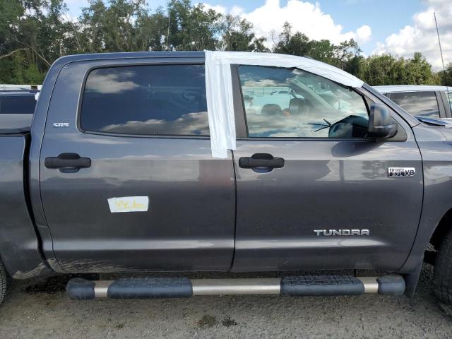 Photo 11 VIN: 5TFDY5F17GX556637 - TOYOTA TUNDRA CRE 